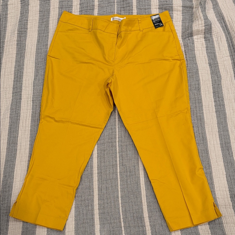 New York & Company Golden Cropped Pants